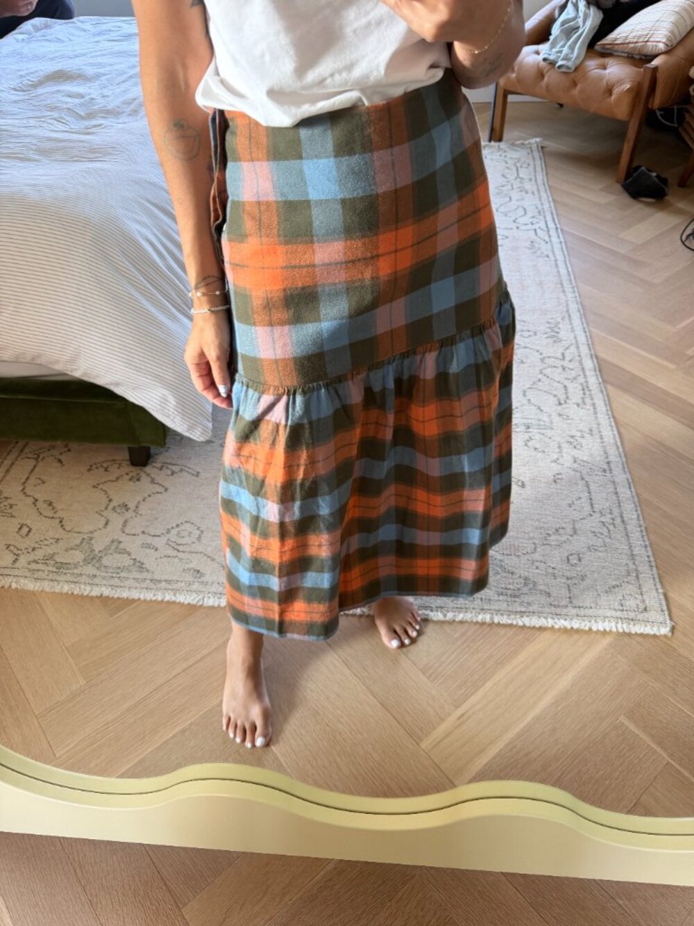 Baserange Women's Garlin Maxi Skirt - Picture 2 of 3